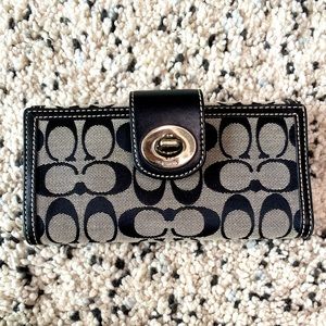 Coach tri-fold wallet